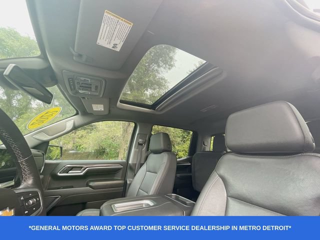 Used 2022 Chevrolet Silverado 1500 LTZ AWD/4WD image 19