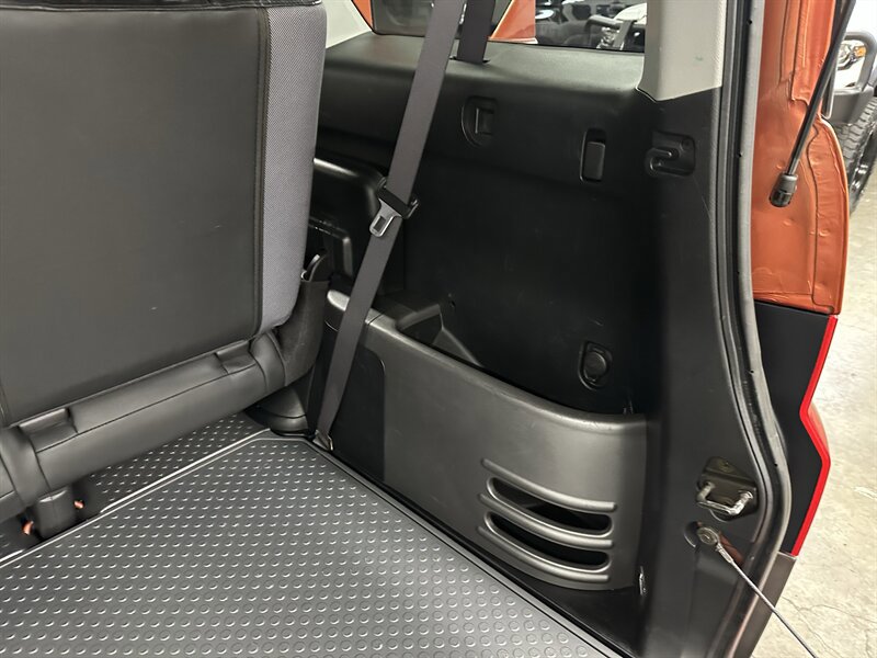 Used 2004 Honda Element EX image 35