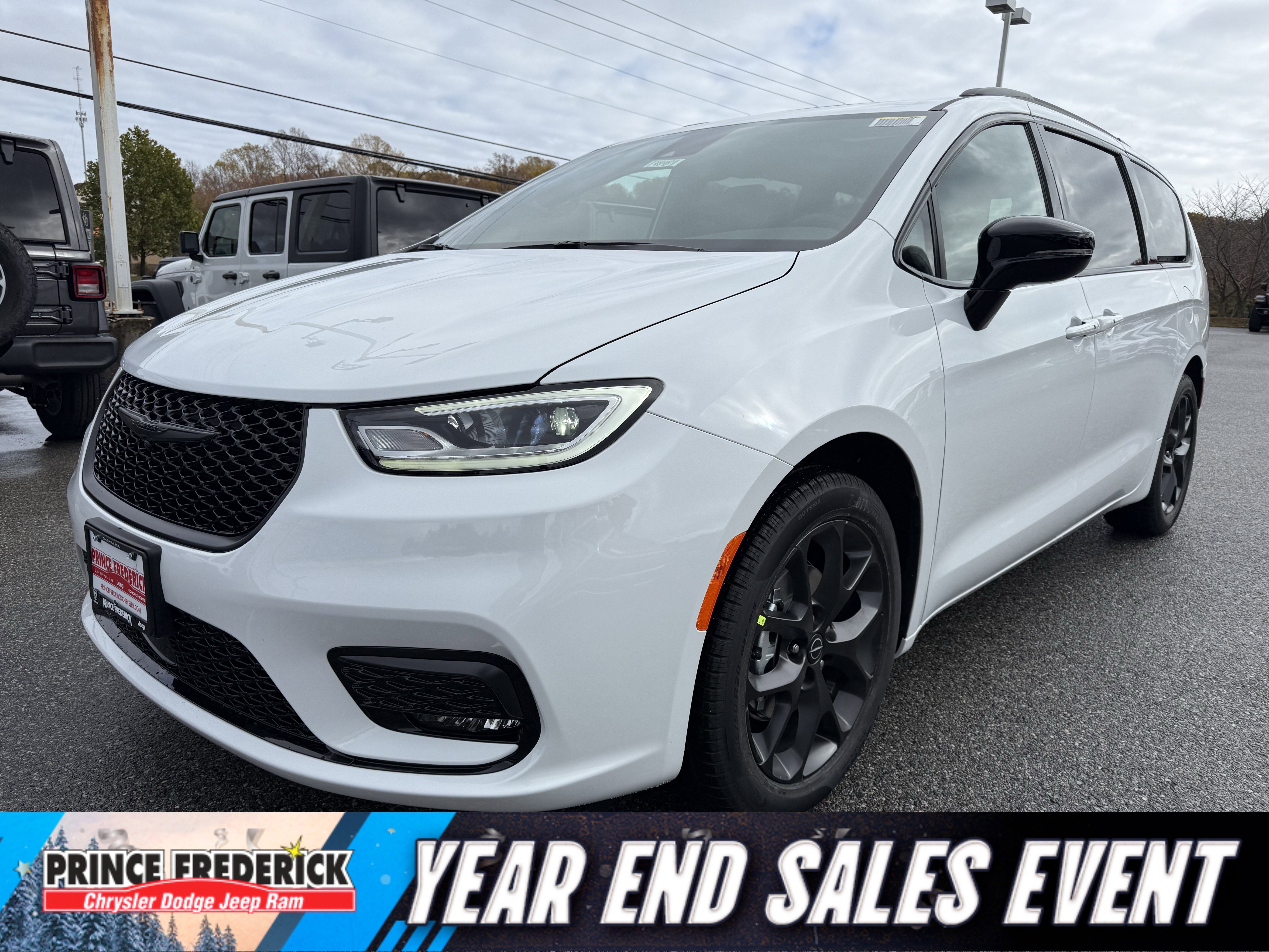 New 2026 Chrysler Pacifica Select image 7