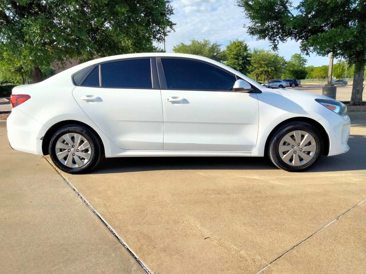 Used 2020 Kia Rio LX image 4