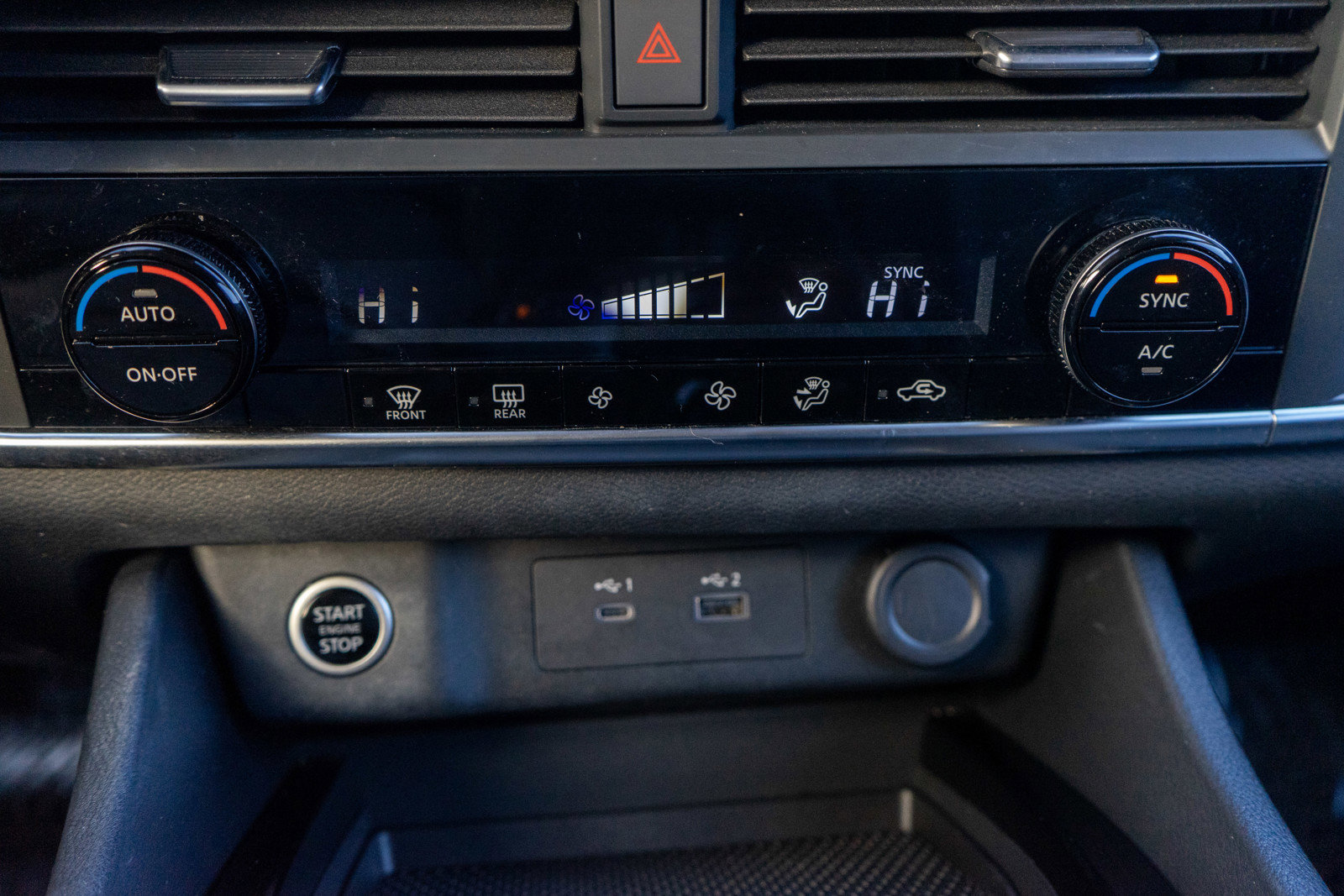 Used 2023 Nissan Rogue SV image 18