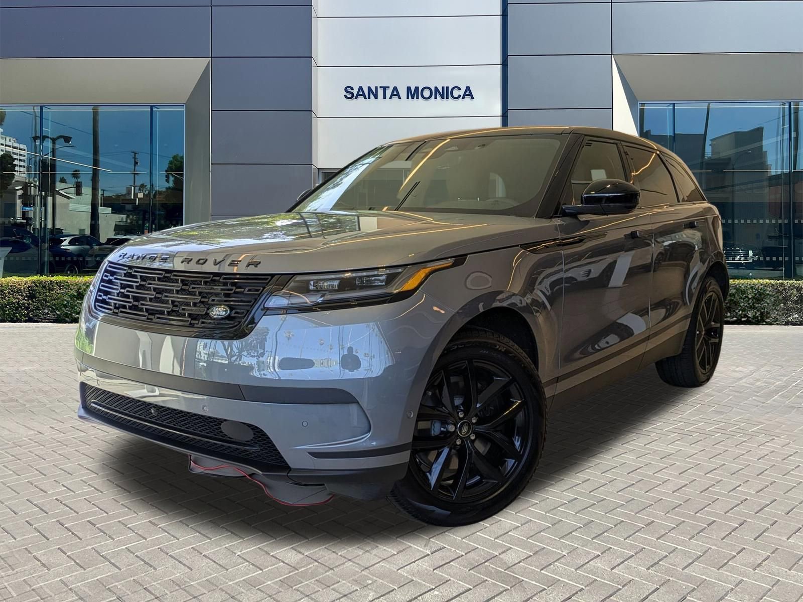 New 2026 Land Rover Range Rover Velar S AWD/4WD image 1