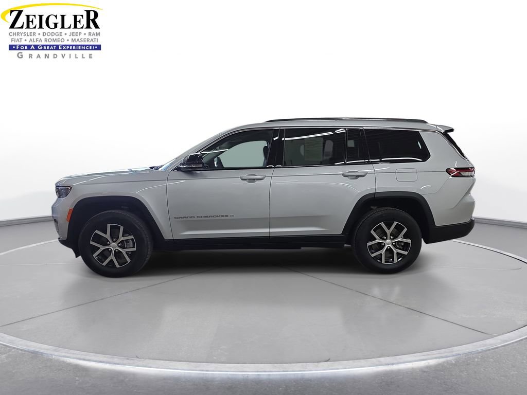 Certified 2023 Jeep Grand Cherokee L Limited w/ Trailer Tow Group (B) AWD/4WD image 8