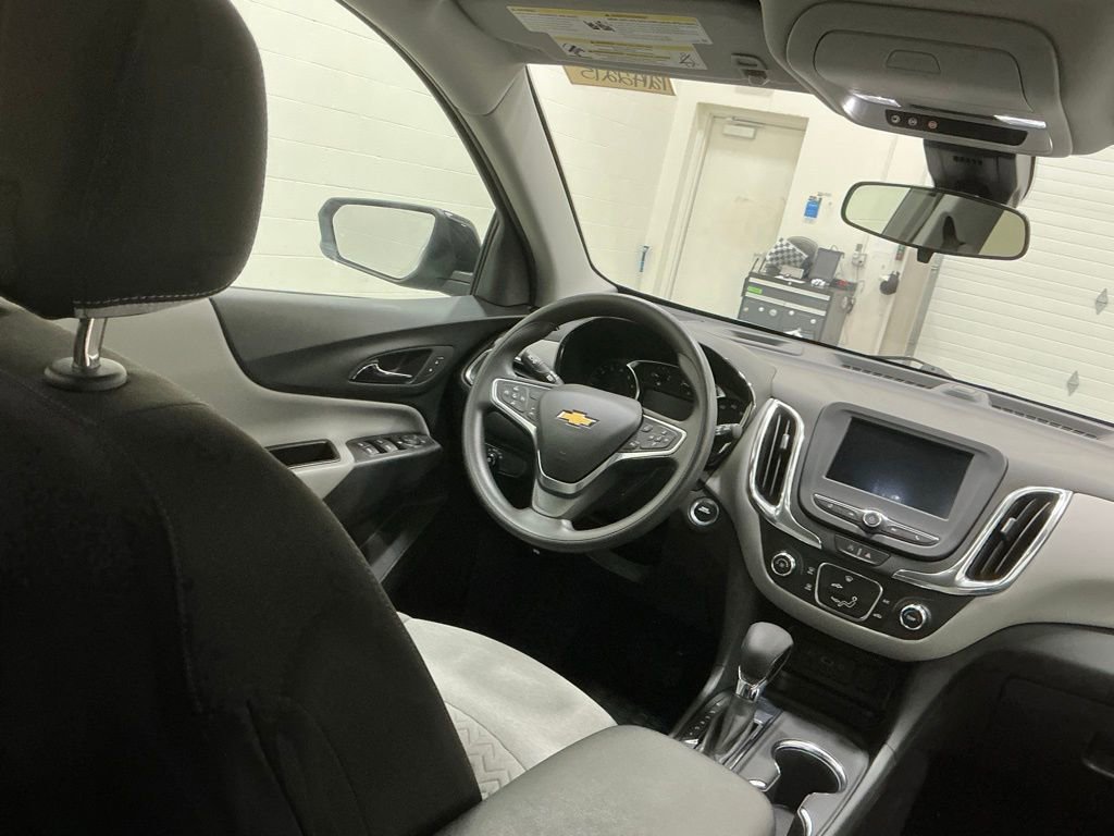 Used 2023 Chevrolet Equinox LT image 16