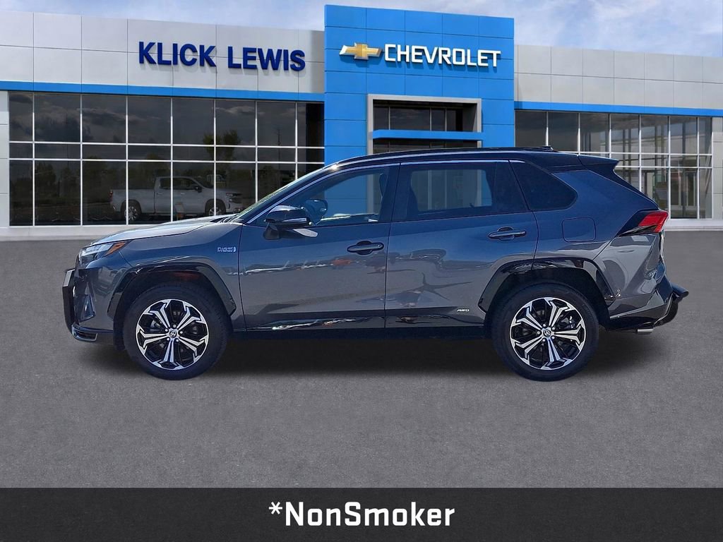 Used 2024 Toyota RAV4 XSE w/ Weather Package AWD/4WD image 4