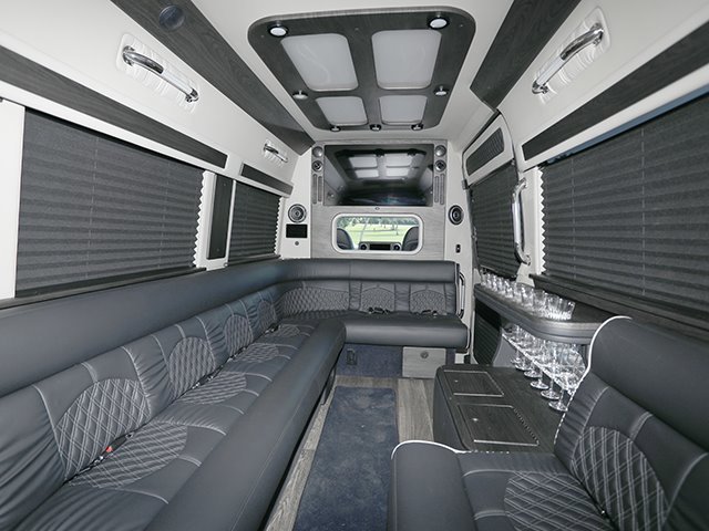 Used 2023 Mercedes-Benz Sprinter 3500 image 28