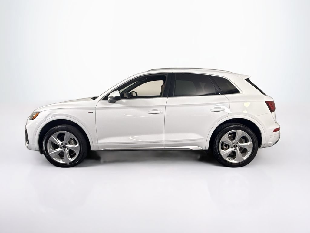Used 2024 Audi Q5 2.0T Premium Plus AWD/4WD image 2