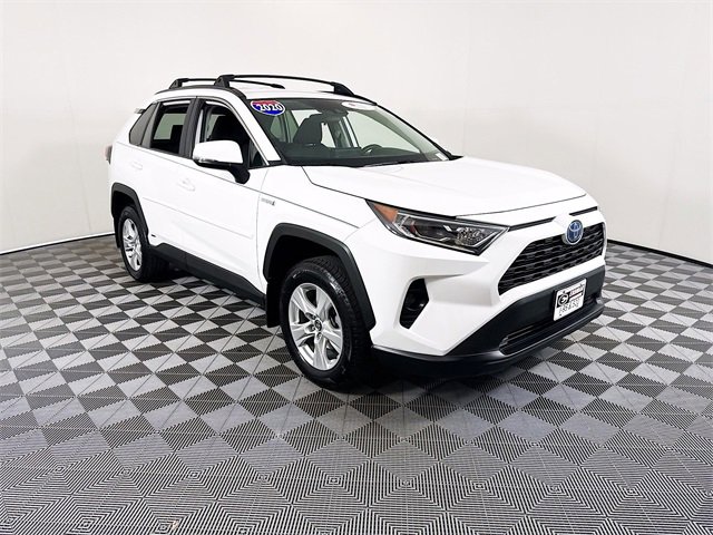 Used 2020 Toyota RAV4 XLE w/ Carpet Mat Package