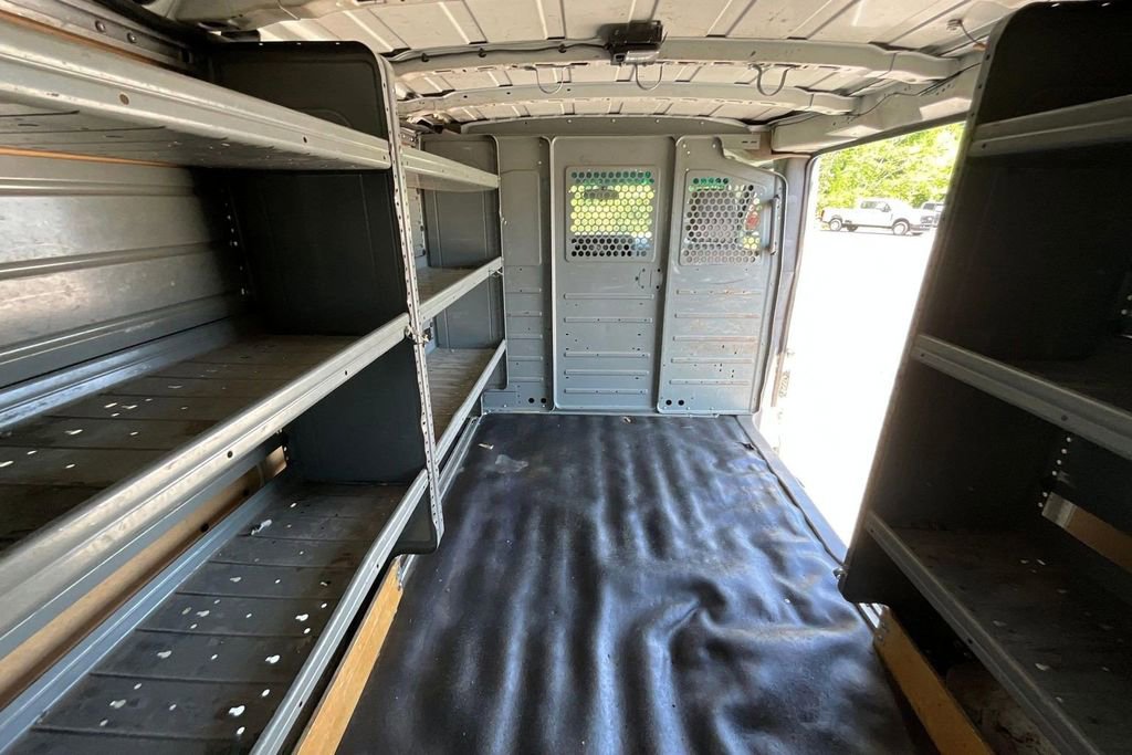 Used 2012 Nissan NV 2500 SV w/ Technology Pkg image 27