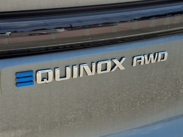New 2026 Chevrolet Equinox EV LT AWD/4WD image 17