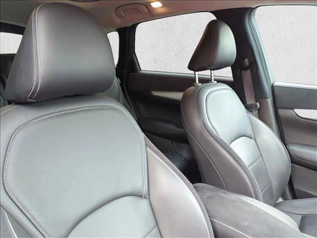 Used 2022 INFINITI QX50 Sensory image 23