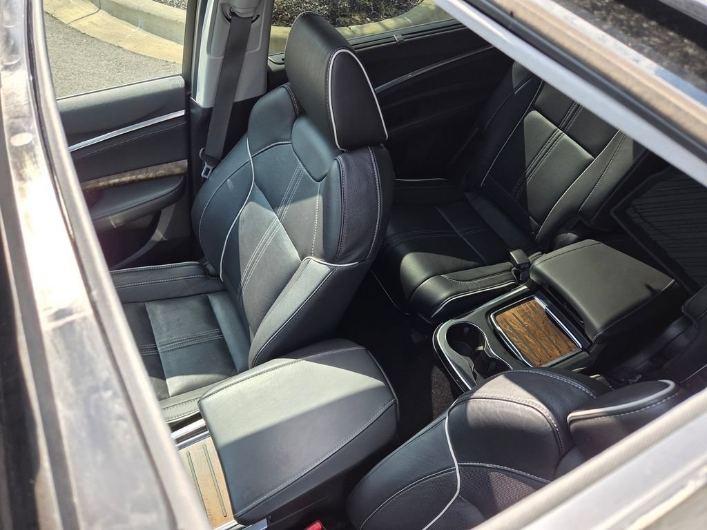 Used 2020 Acura MDX w/ Advance Package FWD image 9