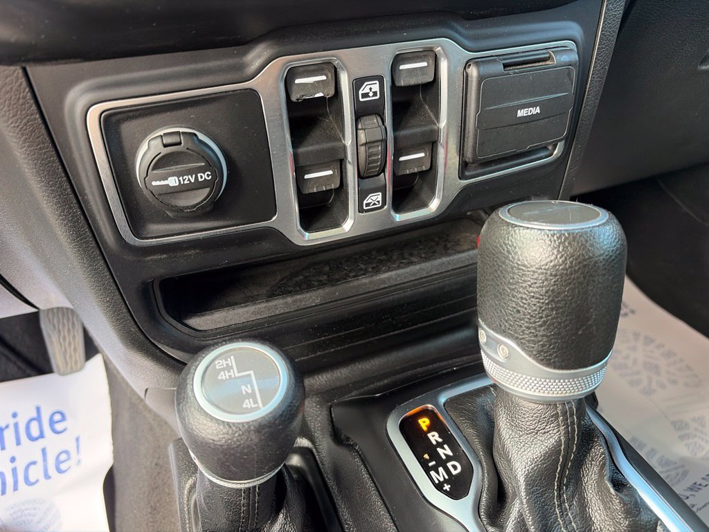 Used 2020 Jeep Gladiator Sport w/ Quick Order Package 24S AWD/4WD image 15