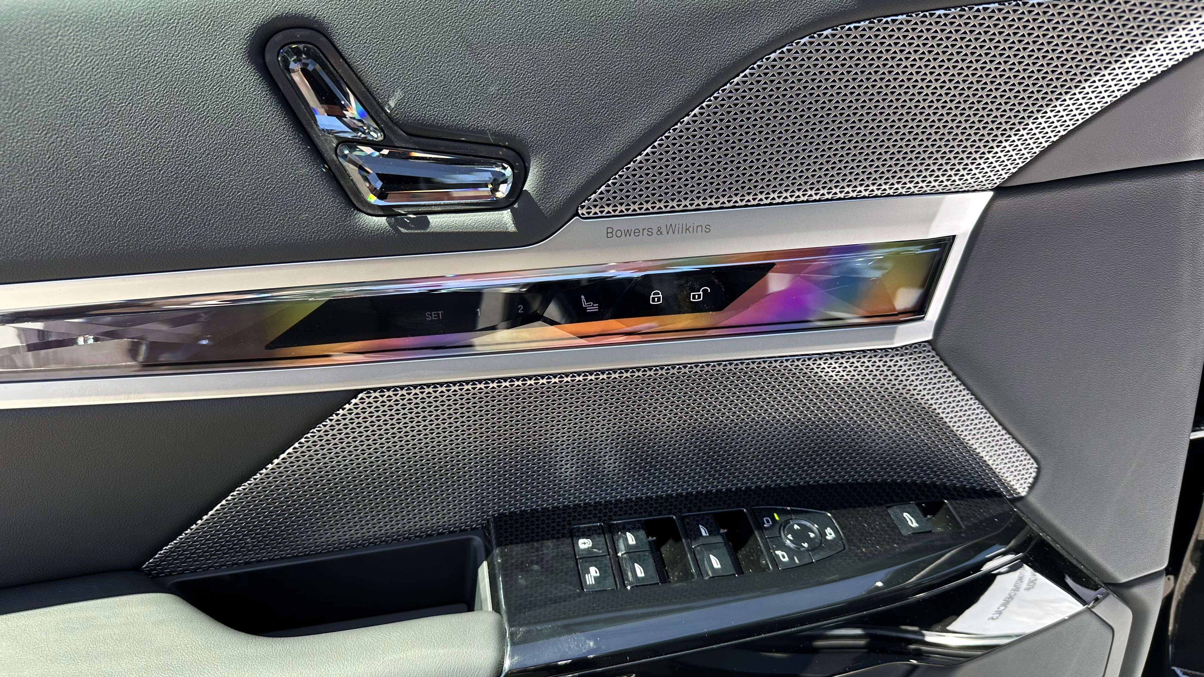 Used 2025 BMW i7 eDrive50 w/ M Sport Package image 14