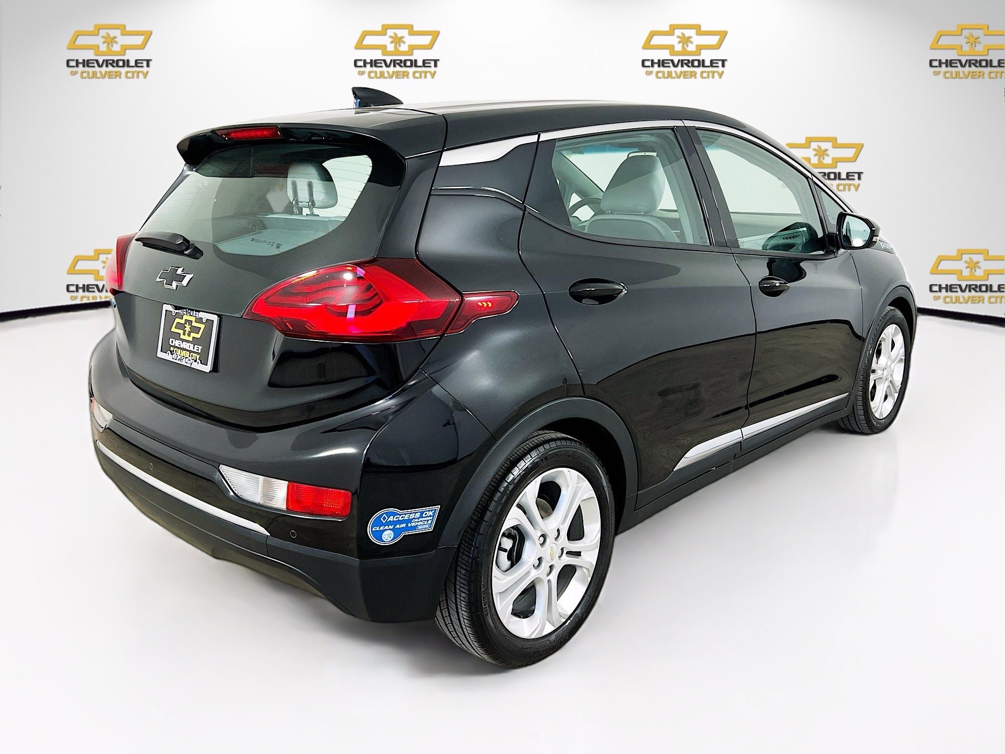 Used 2020 Chevrolet Bolt LT FWD image 7