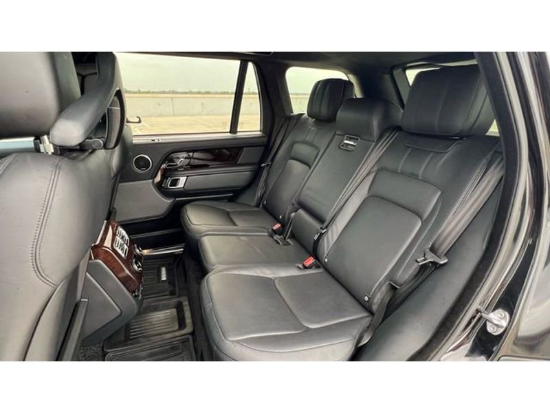 Used 2019 Land Rover Range Rover Long Wheelbase Supercharged image 26