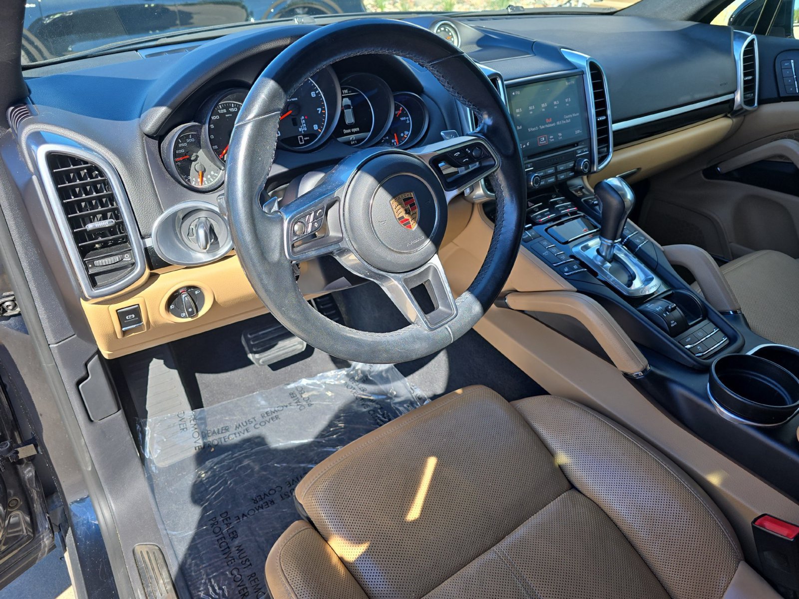 Used 2018 Porsche Cayenne AWD/4WD image 4
