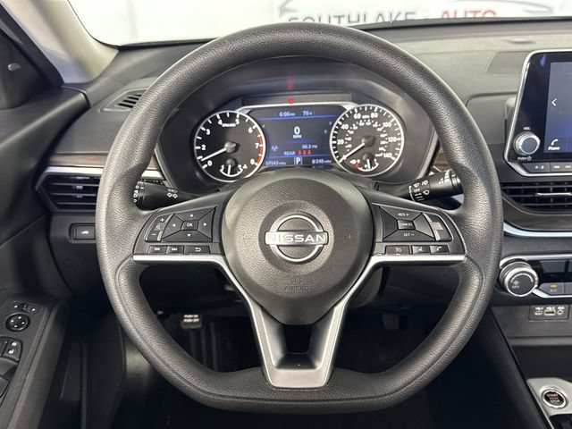 Used 2024 Nissan Altima 2.5 SV FWD image 15