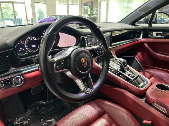 Used 2017 Porsche Panamera 4S AWD/4WD image 36