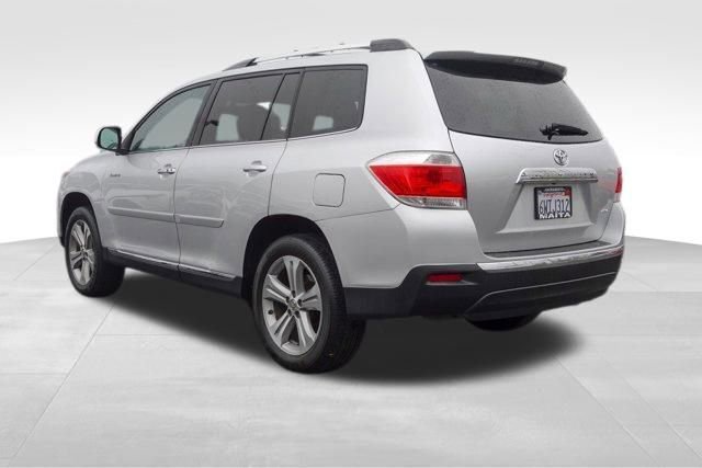 Used 2012 Toyota Highlander Limited w/ Tow Pkg image 6