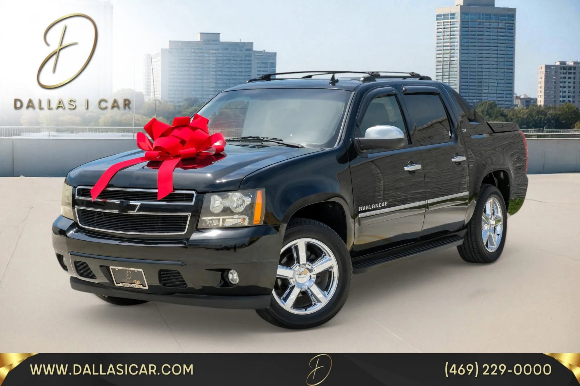 Used 2012 Chevrolet Avalanche LTZ RWD image 1