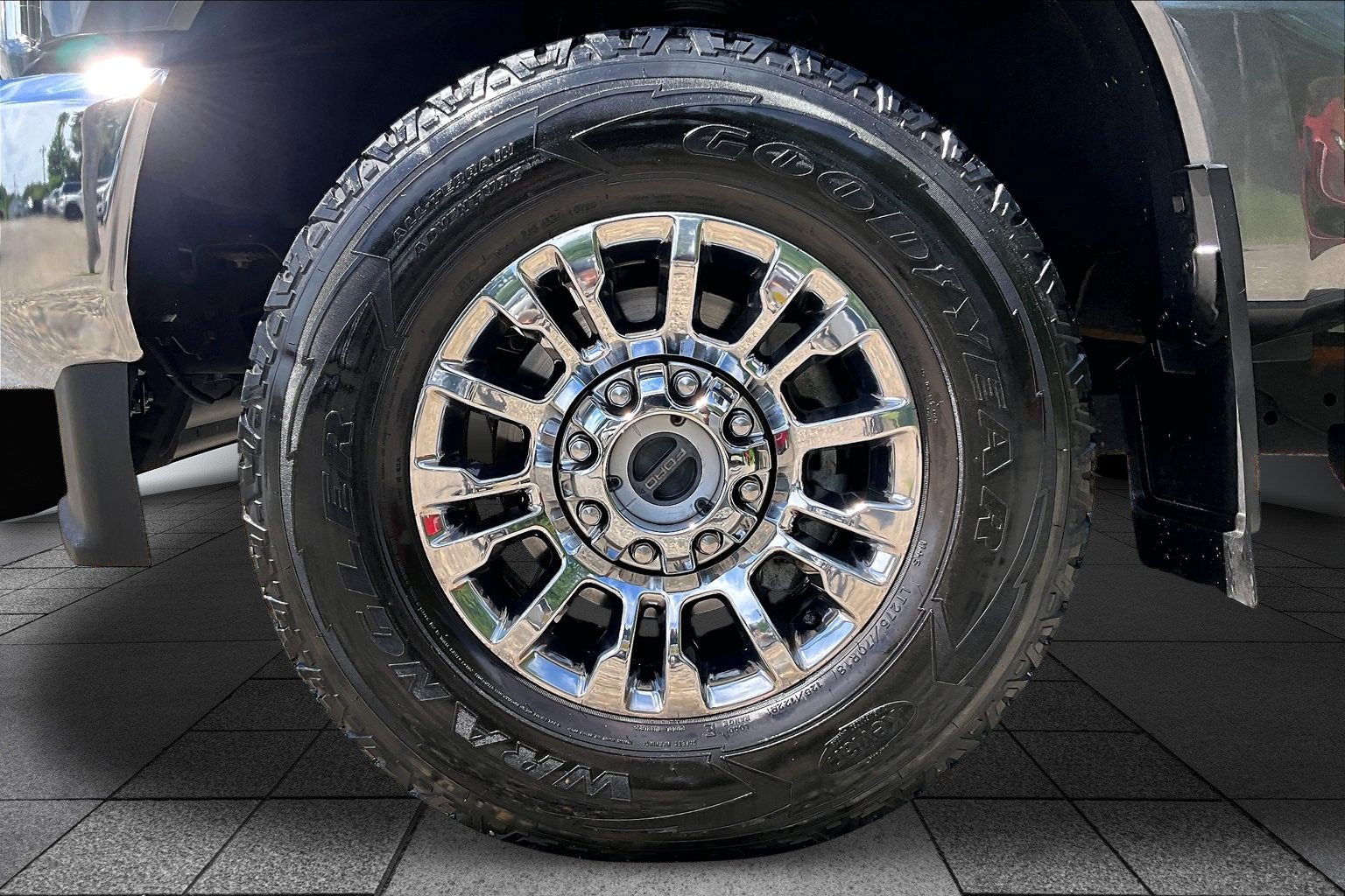 Used 2020 Ford F350 XLT w/ XLT Premium Package AWD/4WD image 8