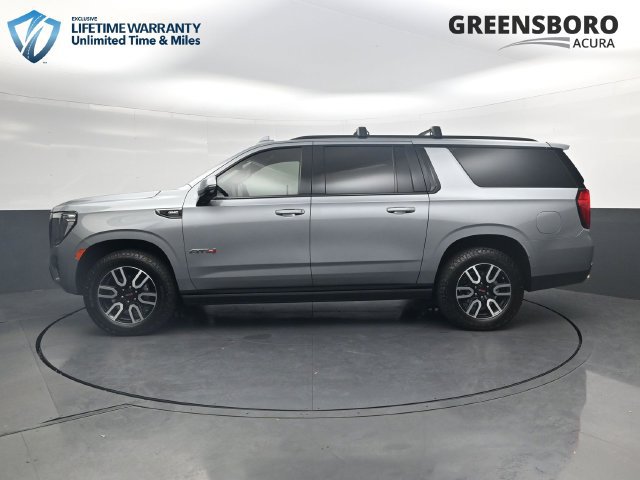 Used 2023 GMC Yukon XL AT4 w/ AT4 Premium Package AWD/4WD image 9