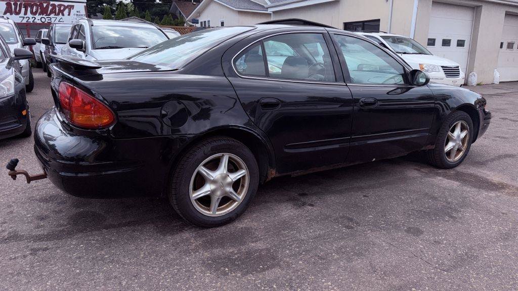 Used 2003 Oldsmobile Alero GL w/ Sun & Sound Package FWD image 6
