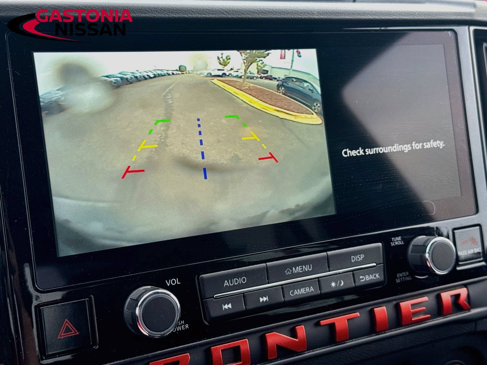 Used 2025 Nissan Frontier Pro-X RWD image 17