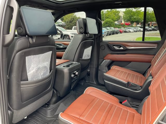Used 2023 GMC Yukon Denali Ultimate AWD/4WD image 26