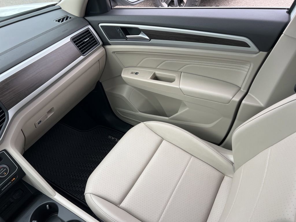 Used 2021 Volkswagen Atlas SE w/ Panoramic Sunroof Package image 27