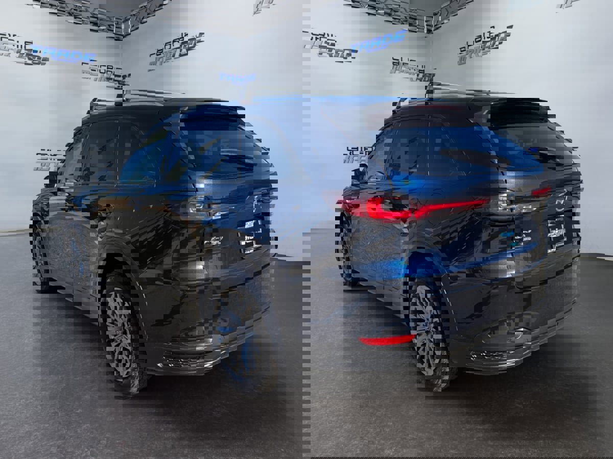 Used 2024 MAZDA CX-90 Plug-In Hybrid w/ Preferred image 7