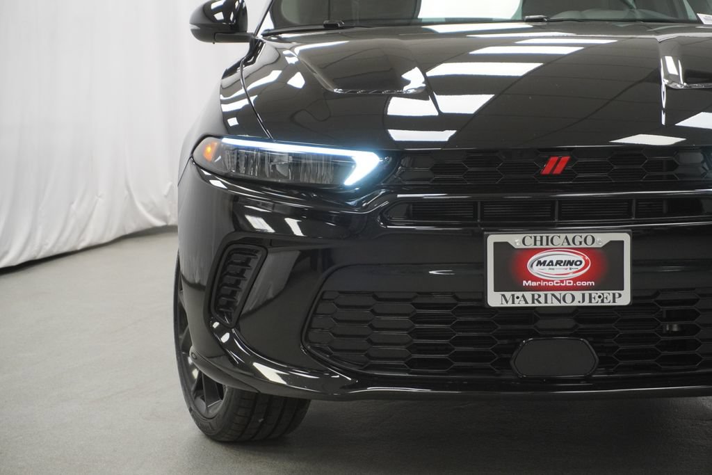 Certified 2025 Dodge Hornet R/T AWD/4WD image 7
