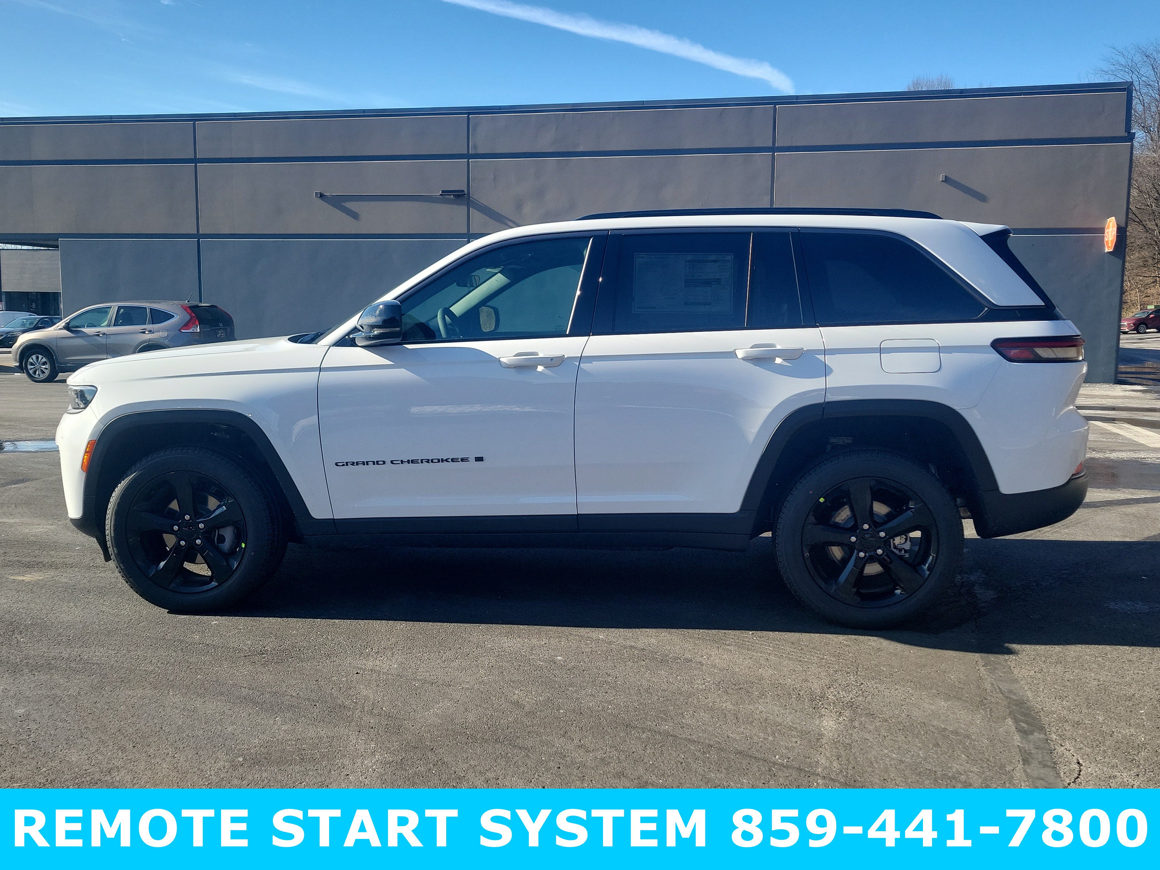 New 2026 Jeep Grand Cherokee Limited w/ Limited Altitude Package AWD/4WD image 8