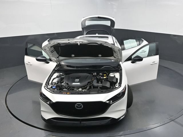 Certified 2025 MAZDA MAZDA3 Hatchback w/Premium Plus Pkg AWD/4WD image 39