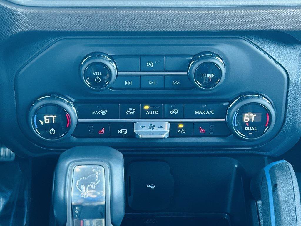 Used 2023 Ford Bronco Outer Banks image 21