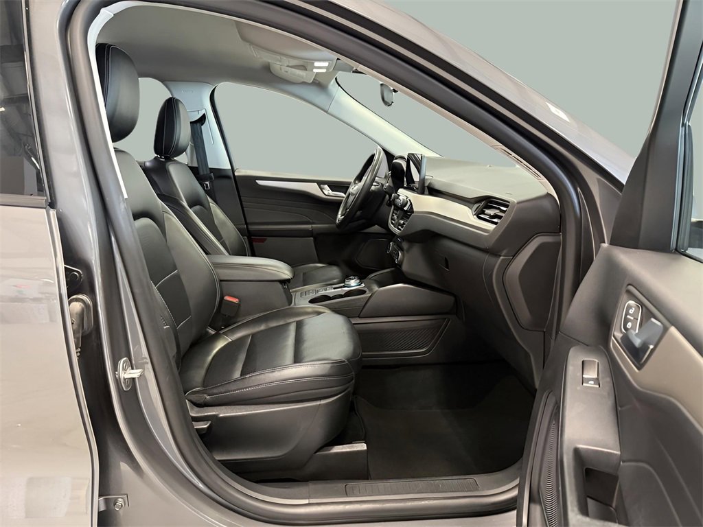Certified 2022 Ford Escape SEL image 10