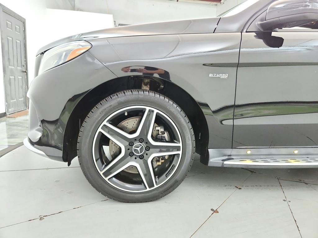 Used 2017 Mercedes-Benz GLE 43 AMG 4MATIC image 33