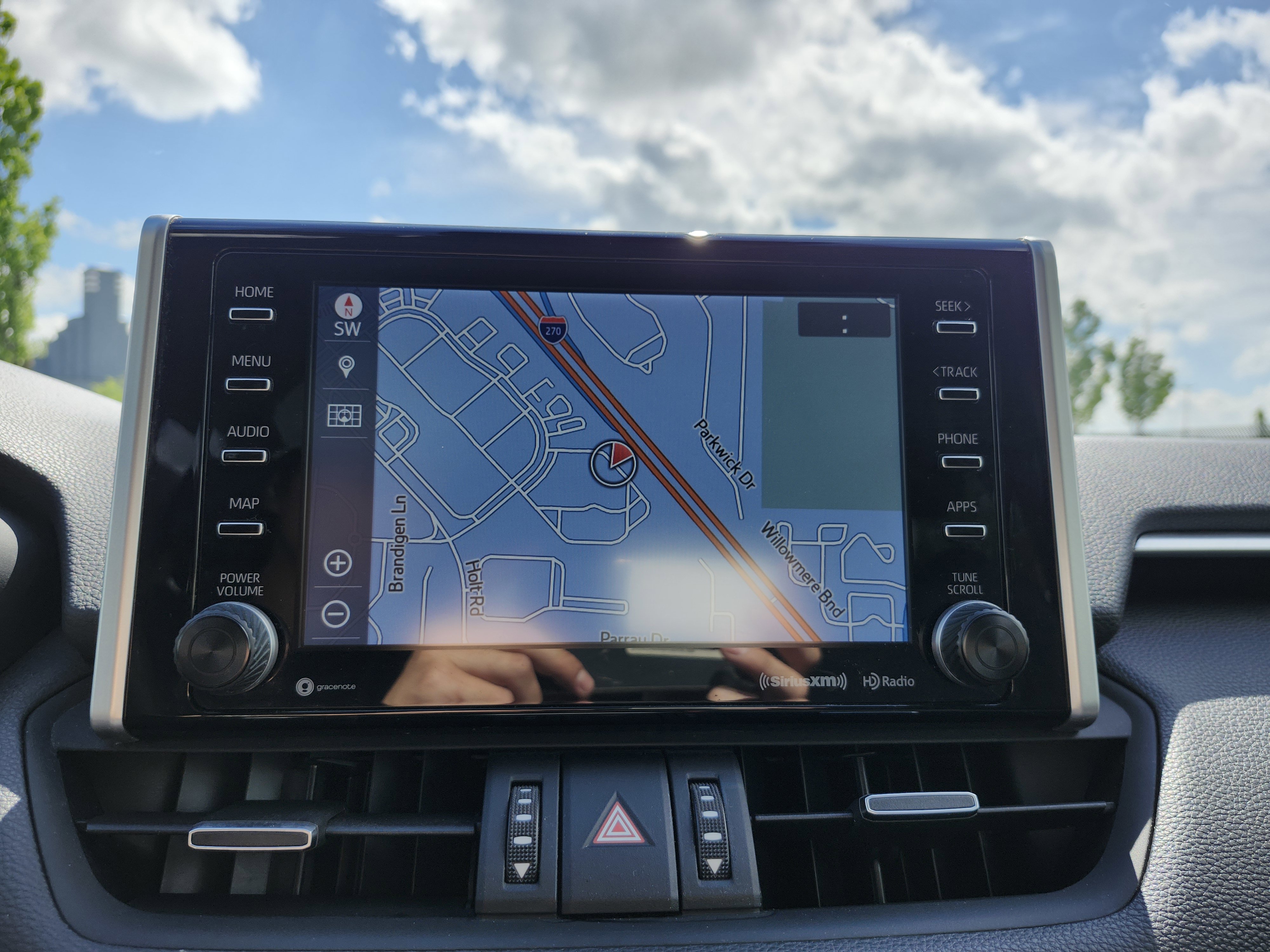 Used 2019 Toyota RAV4 Limited w/ Cold Weather Package AWD/4WD image 4