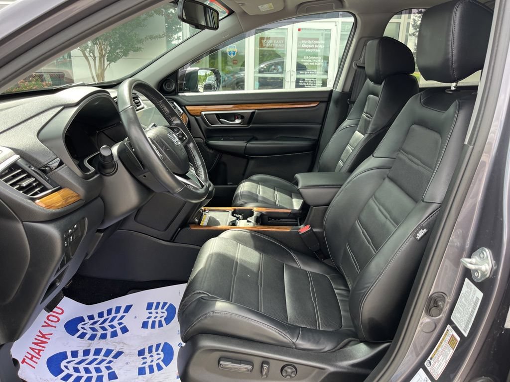 Used 2022 Honda CR-V Touring image 4