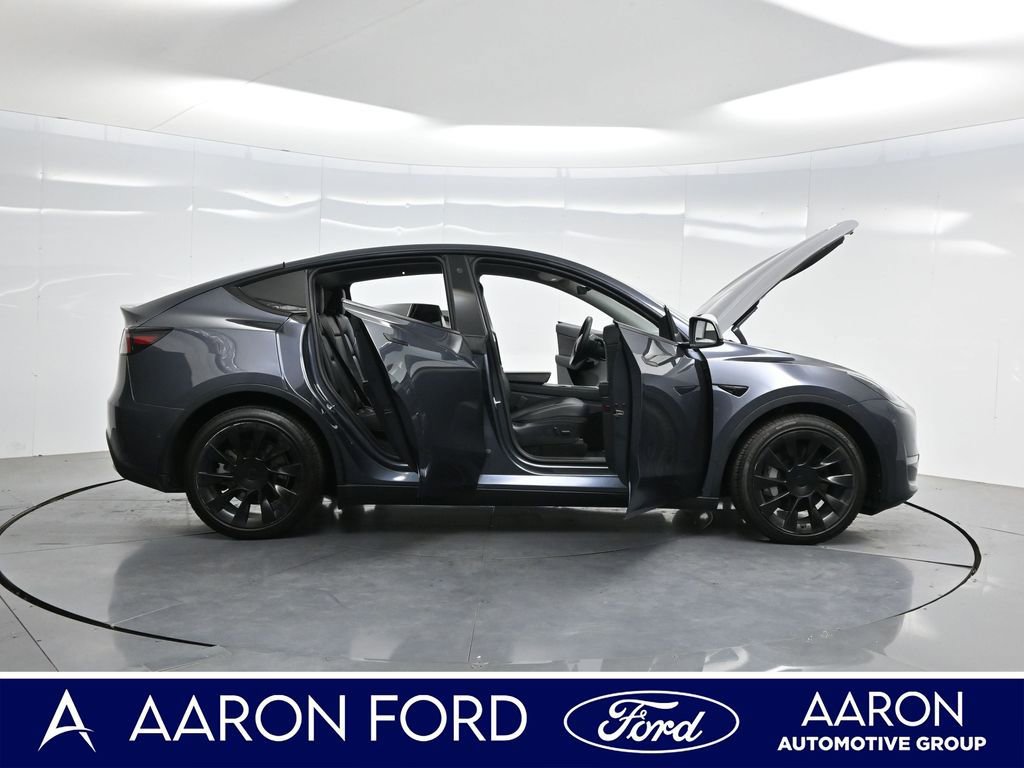Used 2021 Tesla Model Y Long Range AWD/4WD image 3