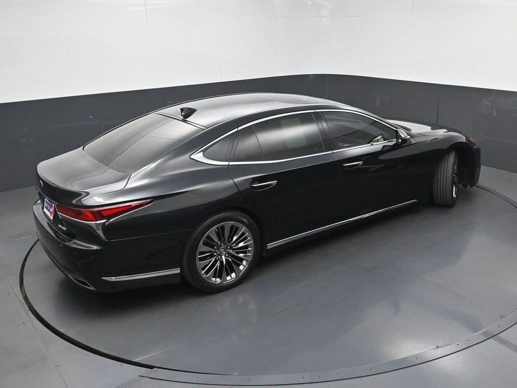 Used 2020 Lexus LS 500 w/ Accessory Package (Z2) RWD image 34