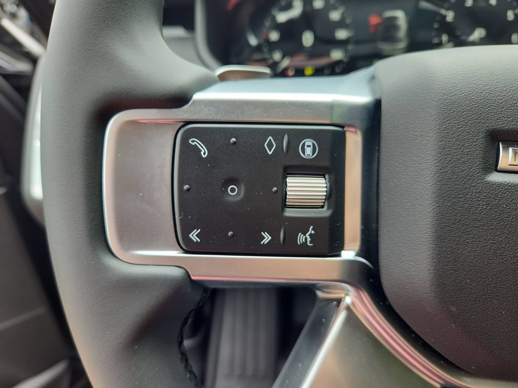 New 2026 Land Rover Discovery S AWD/4WD image 19