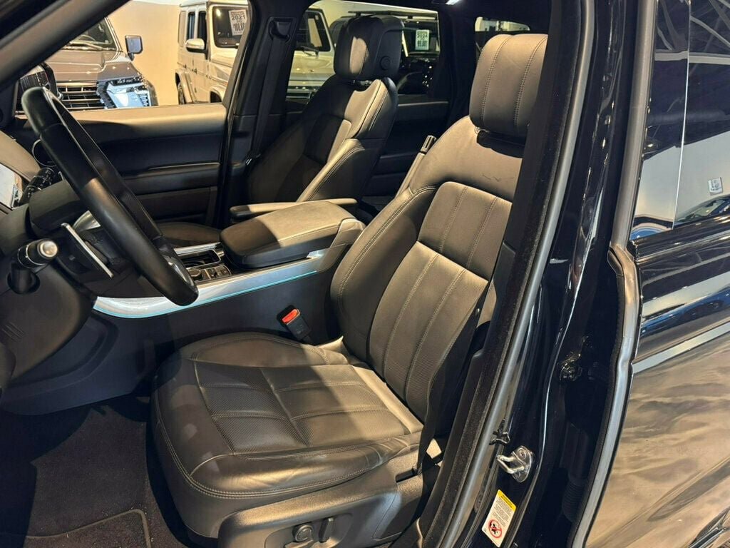 Used 2020 Land Rover Range Rover Sport HSE Dynamic AWD/4WD image 16