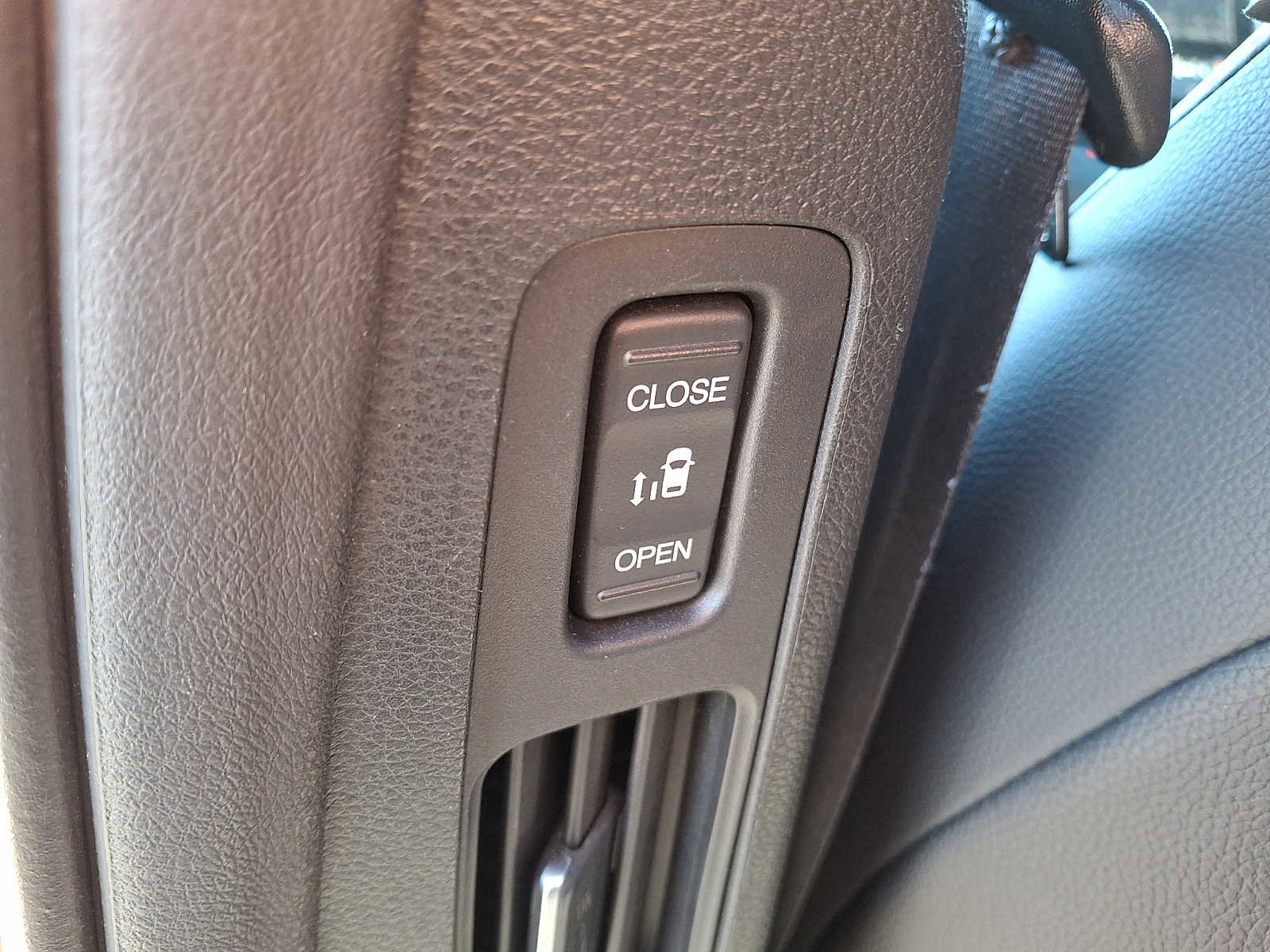 Used 2023 Honda Odyssey Sport image 9