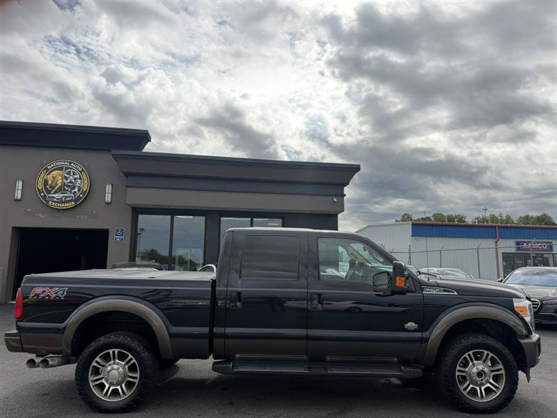 Used 2016 Ford F250 King Ranch w/ King Ranch Package AWD/4WD image 6