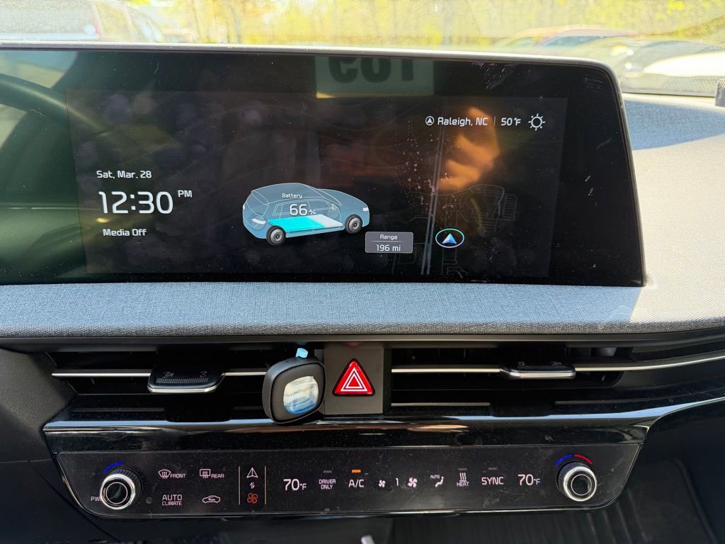 Used 2024 Kia EV6 Wind w/ Wind Technology Package image 9