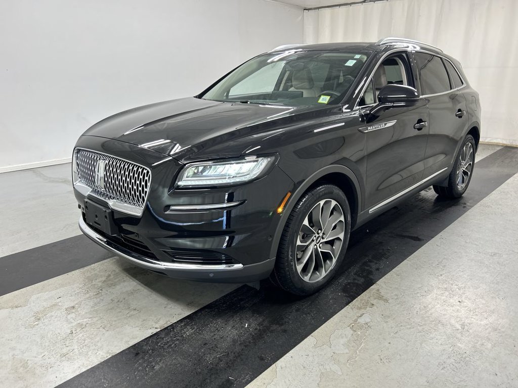 Used 2023 Lincoln Nautilus Reserve w/ Equipment Group 201A AWD/4WD image 5