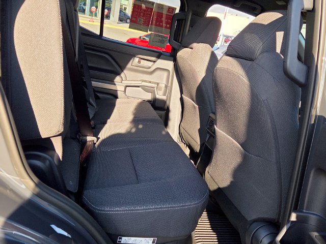 New 2026 Toyota 4Runner SR5 AWD/4WD image 17