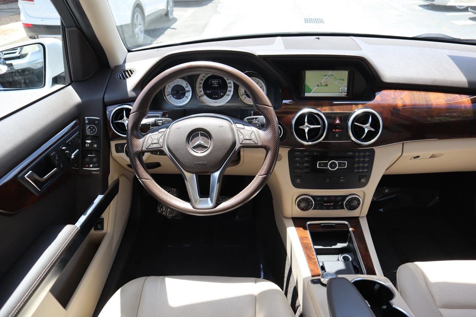 Used 2015 Mercedes-Benz GLK 350 2WD image 22